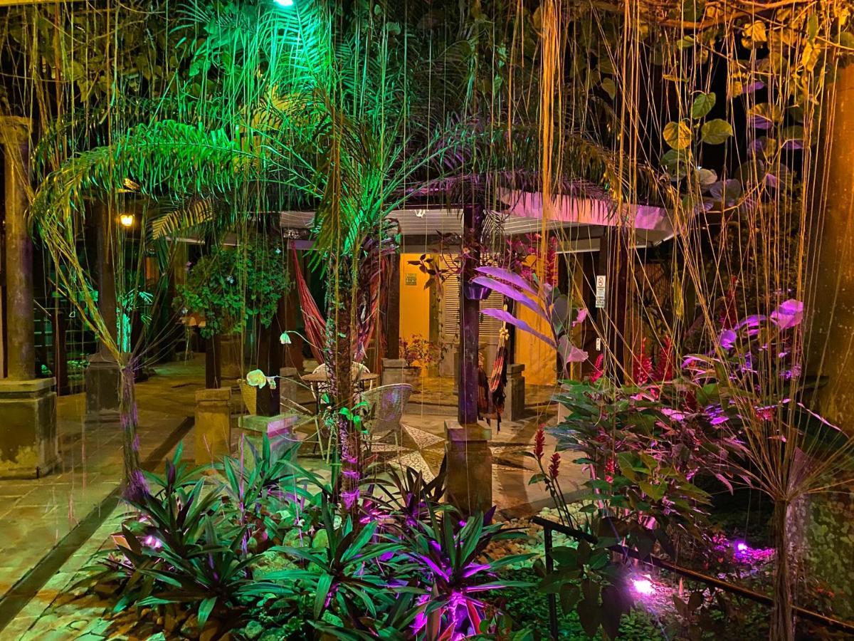 Vila Pequea Ilhabela Exteriör bild